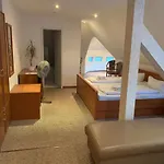 ホテル & Restaurant Schenk Von Landsberg 3*