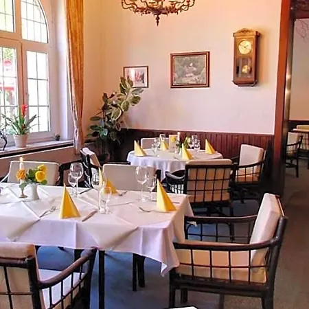 & Restaurant Schenk Von Landsberg 3*