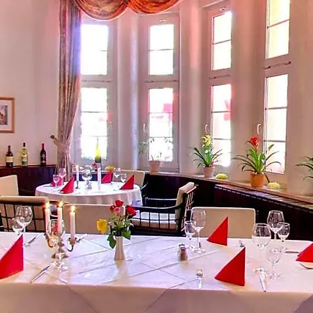 & Restaurant Schenk Von Landsberg Hotel