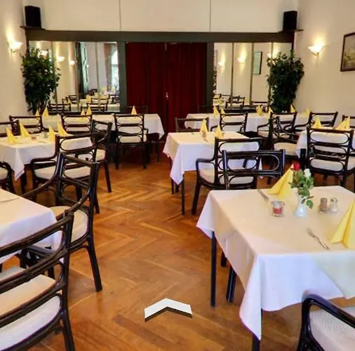 & Restaurant Schenk Von Landsberg