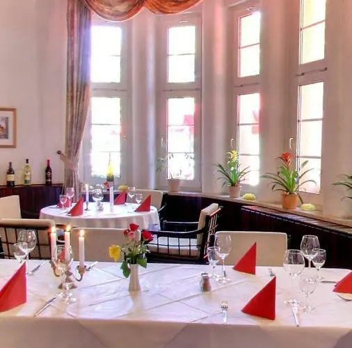 & Restaurant Schenk Von Landsberg
